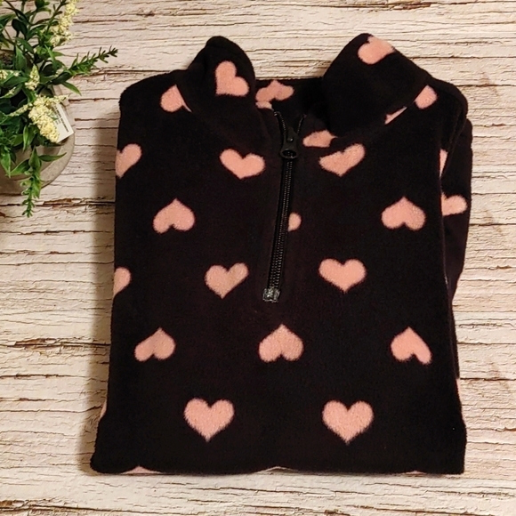 The Children's Place warm Black long sleeves fleece pullover pink Hearts - Picture 1 of 4